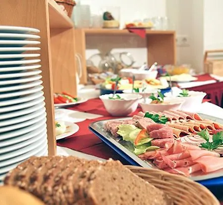 Hotel Zur Bruecke 3*