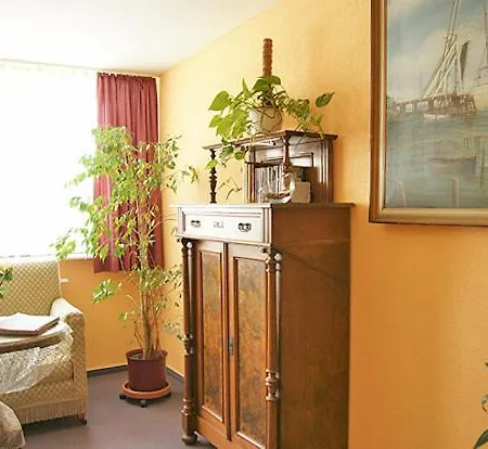 Zur Brücke Hotel