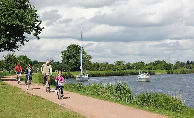 Hotel Zur Brücke 3*